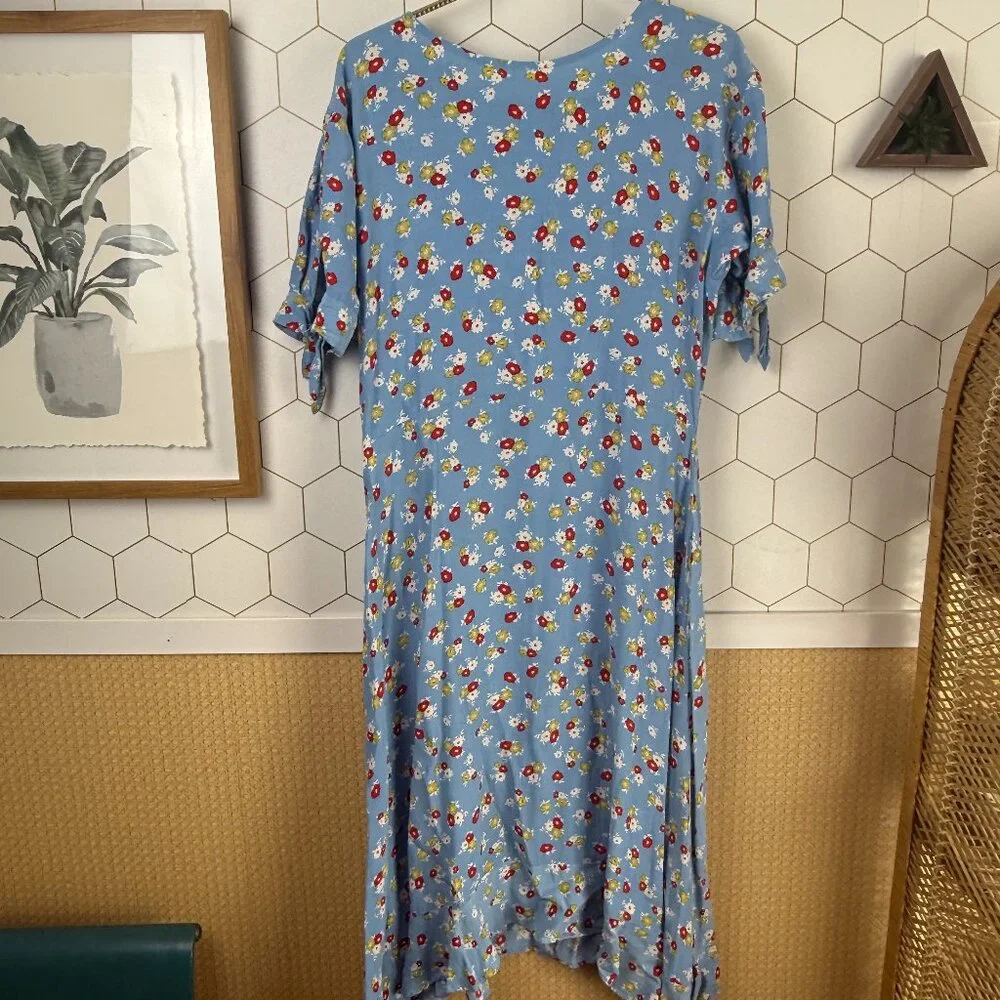 Faithfull The Brand Light Blue Erin Floral Short Sleeve Midi Dress - Size - 6 - Picture 4 of 10
